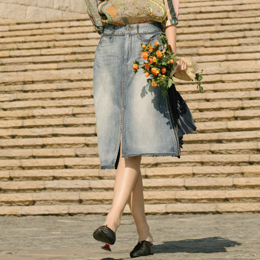 谜底半身裙2022夏新款拼接雪纺纯棉A型牛仔半裙225MB6064 商品图0