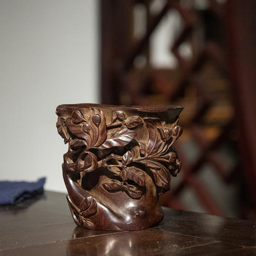 清 紫檀木透雕海棠纹杯 商品图4