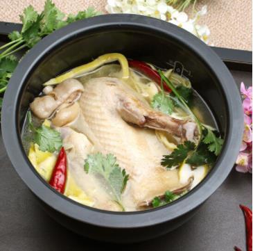 南农 笋干老鸭煲 900g（含鸭） 商品图1