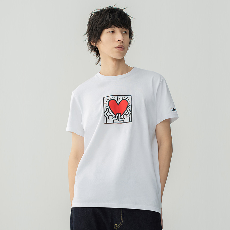 【Keith Haring联名】Lee春夏新款联名爱心印花情侣男士短袖T恤L438954DRK14/K11