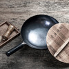 【官方正品保证】	欧乐菲（OLOFE）老关东章丘炒锅黑铁锅大师级镜面手打圆底炒菜锅老式无涂层明火煤气灶锅具 章丘铁锅镜面手工32cm-OLOZQ-32J） 商品缩略图2