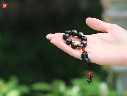 [ 守财 ]  金曜石手捻串珠 | 霸气黑色，洒金点点，守护安心 商品图0