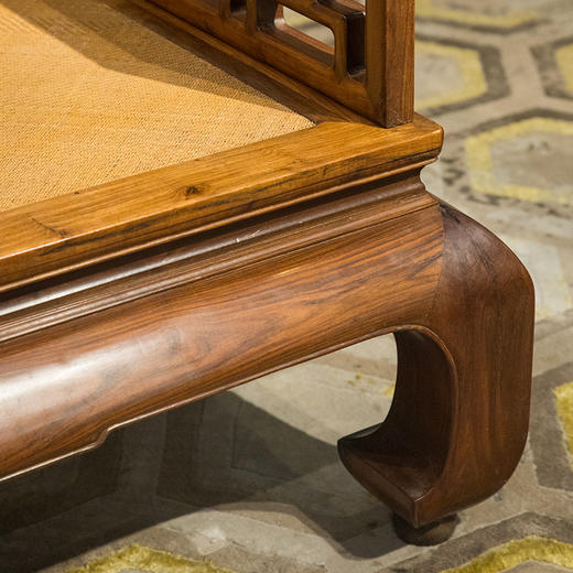 红木攒接曲尺纹三围屏罗汉床 商品图4