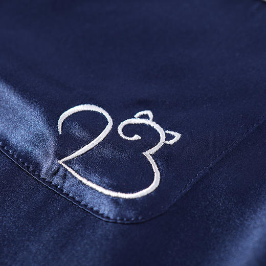 金三塔真丝睡衣男士短袖夏季100%桑蚕丝纯色绣花短袖衣裤套家居服  YSMAB401（限价款） 商品图6