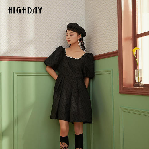 Lucidy-鲁思蒂 2022春 短袖连衣裙 LQ02CE26255 商品图2