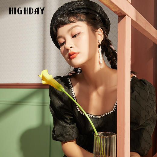 Lucidy-鲁思蒂 2022春 短袖连衣裙 LQ02CE26255 商品图1