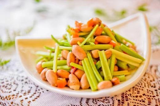 西芹花生米 商品图0