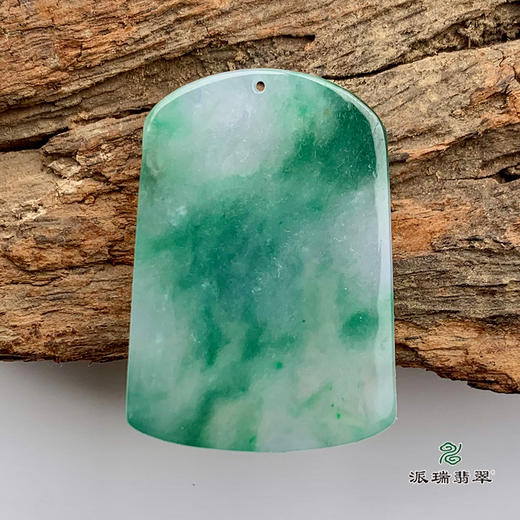 派瑞翡翠 翡翠挂件 糯种 绿色 商品图1