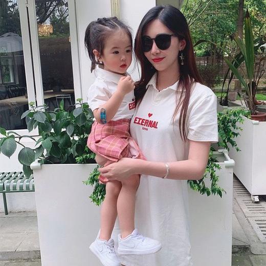 黛唯梵 婴儿亲子装夏装一家三四母子短袖t恤母女爱心POLO衫连衣裙潮国庆出游 商品图1