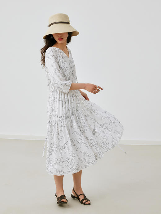 HeyDress简约艺术印花连衣裙女V领宽松收腰垂感褶皱气质吊带裙子 商品图0