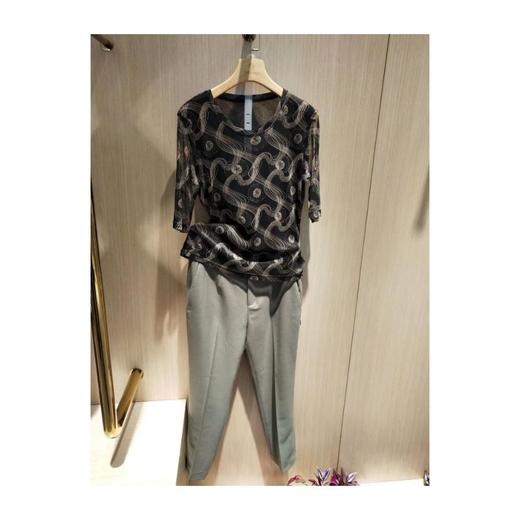 3楼米皇圆领五分袖女衫 商品图0