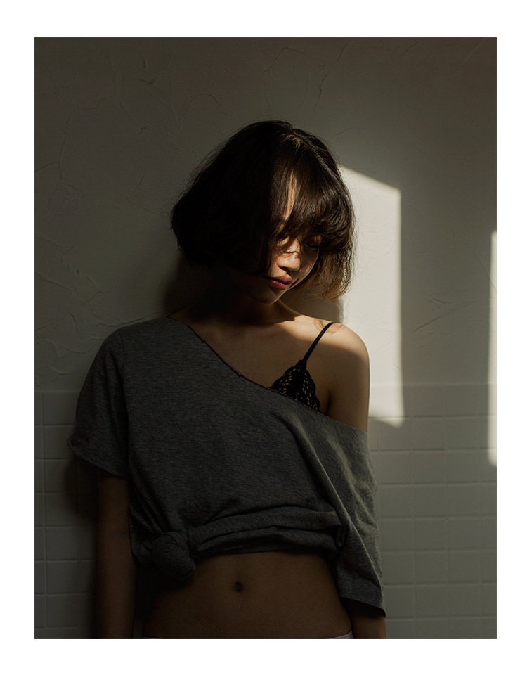 帮手描述图：靴下物小胸法式无钢圈吊带内衣一体少女超薄bral