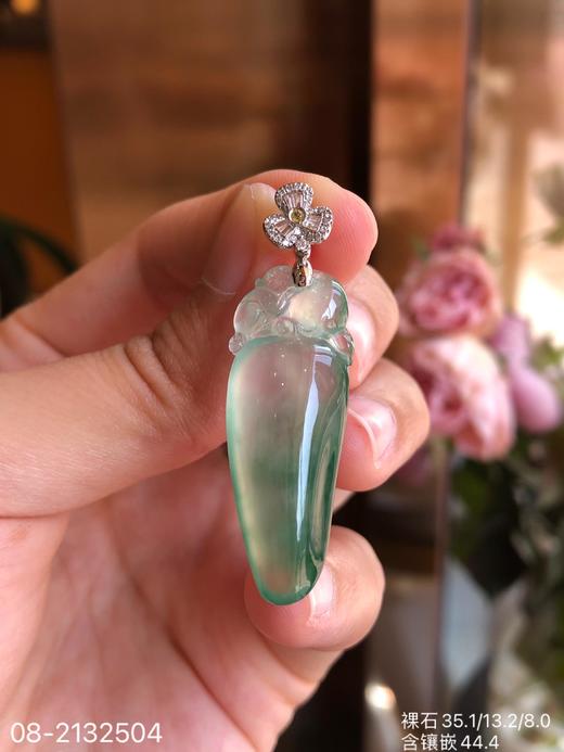08-2132504，高冰近玻璃飘翠福瓜吊坠，48999 商品图1