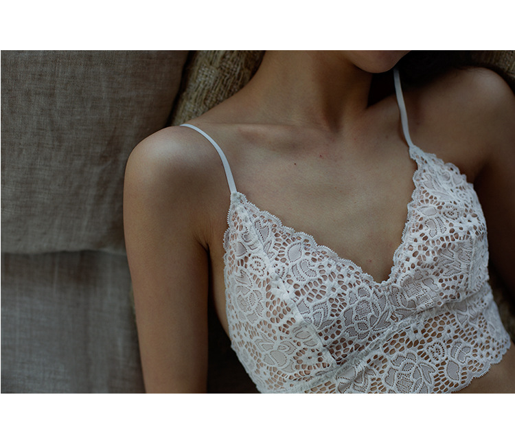 帮手描述图：靴下物小胸法式无钢圈吊带内衣一体少女超薄bral