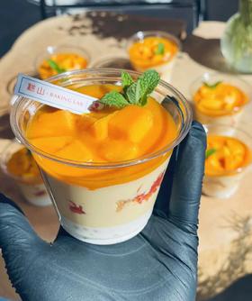 mini杨枝甘露椰子冻杯