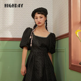 Lucidy-鲁思蒂 2022春 短袖连衣裙 LQ02CE26255