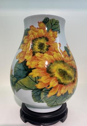 王慧丽:欣欣向荣福筒