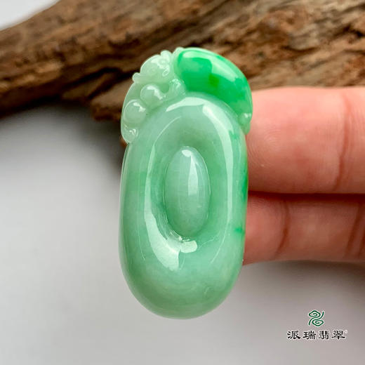 派瑞翡翠 翡翠挂件 糯种 绿色 商品图1