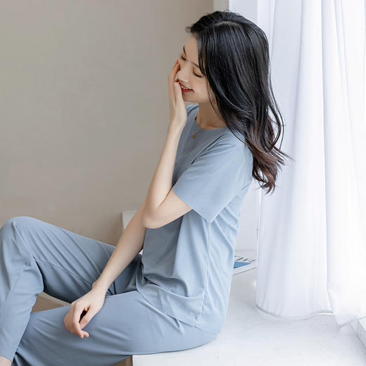 买一送一【冰丝垂感家居服套装】滑溜溜冰冰凉可居家可外穿的两穿睡衣，冰丝裸感无痕丝滑亲肤舒适柔软 商品图1