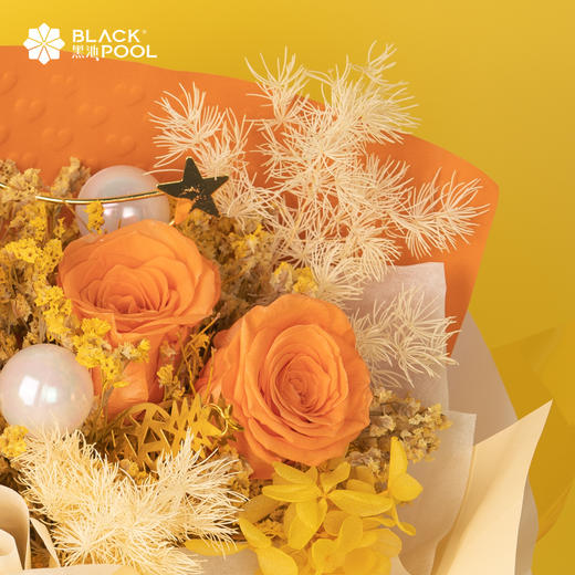 （限深圳罗湖、龙岗、龙华配送）【金牛座·永生守护花】愿你生活明朗，一路向阳。橘色玫瑰/绣球/蓬莱松/水晶草/菠萝首饰/月亮首饰/球 商品图5