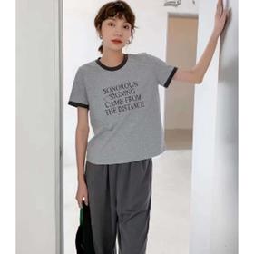 5楼UNDEADDREAM上衣