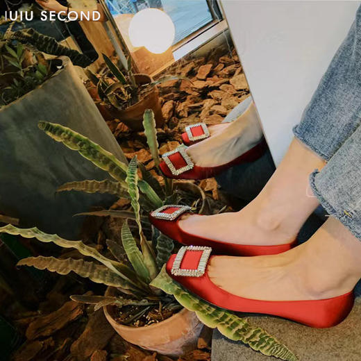 IUIU SEONC2022春夏新款雅致真丝浅口平底鞋U22AE11331 商品图7