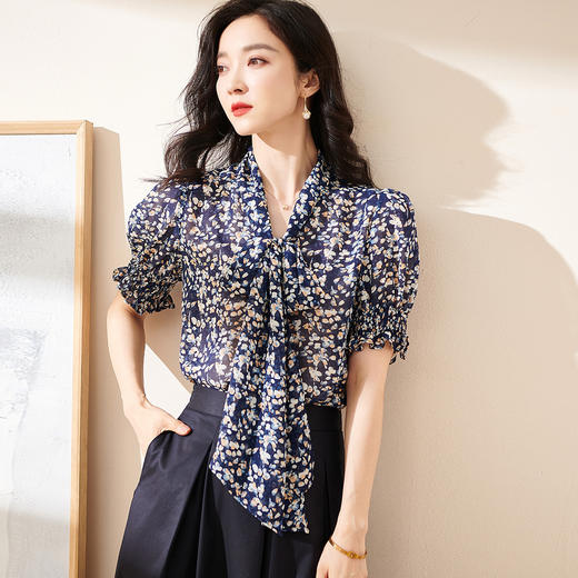 米思阳泡泡袖衬衫2025夏季新款时尚印花系带领宽松衬衣女1397 商品图1