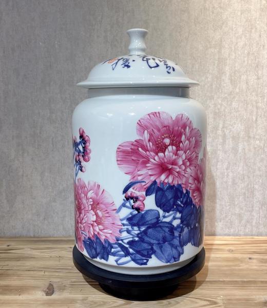 王少伟：【斗彩】《富贵吉祥》茶叶罐 商品图0