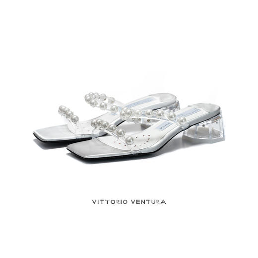 预售|VITTORIO VENTURA薇薇燃 牛皮透珍珠水晶跟凉拖鞋（默认顺丰到付 联系客服报销） .潮快闪[福利品] 商品图0