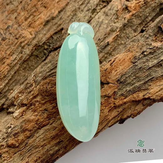 派瑞翡翠 翡翠挂件 糯冰种 绿色 商品图0