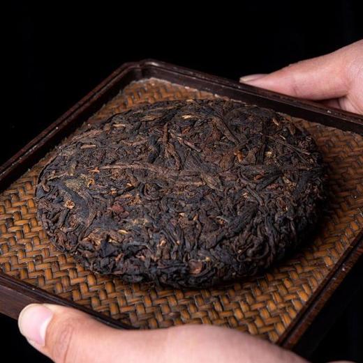 【挖茶】经典熟茶【一味三千】150g/饼 顺丰包邮 商品图1