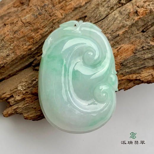 派瑞翡翠 翡翠挂件 糯种 绿色 商品图0
