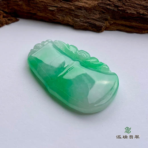 派瑞翡翠 翡翠挂件 糯种 绿色 商品图1