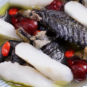 椰皇炖乌鸡