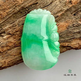 派瑞翡翠 翡翠挂件 糯种 绿色