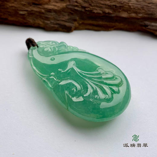 派瑞翡翠 翡翠挂件 糯冰种 绿色 商品图4