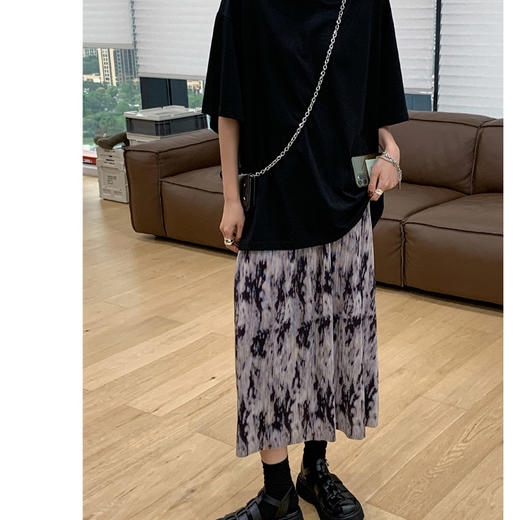 【复古有格调】麦多惜水墨扎染 压褶半身裙女设计感宽松显瘦垂感中长裙 商品图3