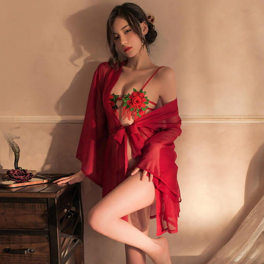 【玫•攻】情趣内衣 诱惑 制服 玫瑰 刺绣 三点式 睡袍 套装 衣服 7989 商品图1
