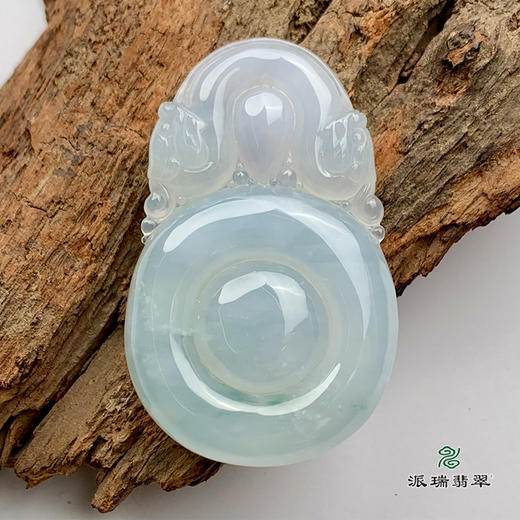 派瑞翡翠 翡翠挂件 糯冰种 淡绿色 商品图0