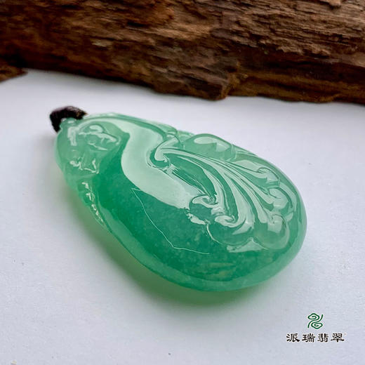 派瑞翡翠 翡翠挂件 糯冰种 绿色 商品图1