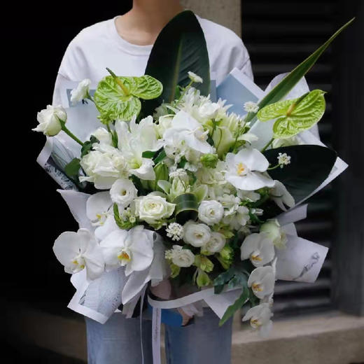 《绿之韵》绿掌蝴蝶兰花束 商品图1