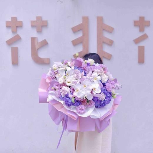 《会唱歌的紫精灵》高档蝴蝶兰郁金香紫色系韩式花束 商品图1