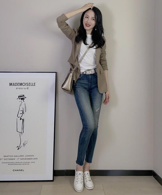 颈袖添香-套裤-J91A3386 “酷girl”经典驼色套路 职场 休闲两穿 多场合穿搭 商品图7