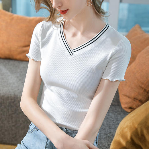 时尚撞色v领，棉体恤减龄木耳边上衣SG-T2C0139 商品图1