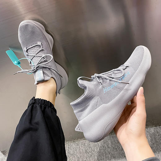 【尺码偏小，脚背厚建议拍大一码】【亲子款 全家都能穿】2024春季爆款  鲨鱼尾椰子鞋 新款韩版飞织 家庭男女同款亲子运动鞋潮网红休闲袜子鞋 商品图9