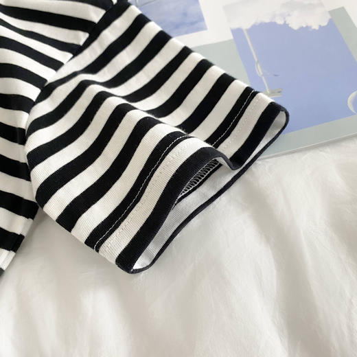 一家三口亲子款条纹宽松休闲T恤衫 商品图6