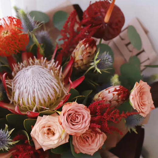 《赫本的裙摆》帝王公主王后混搭花束 商品图1