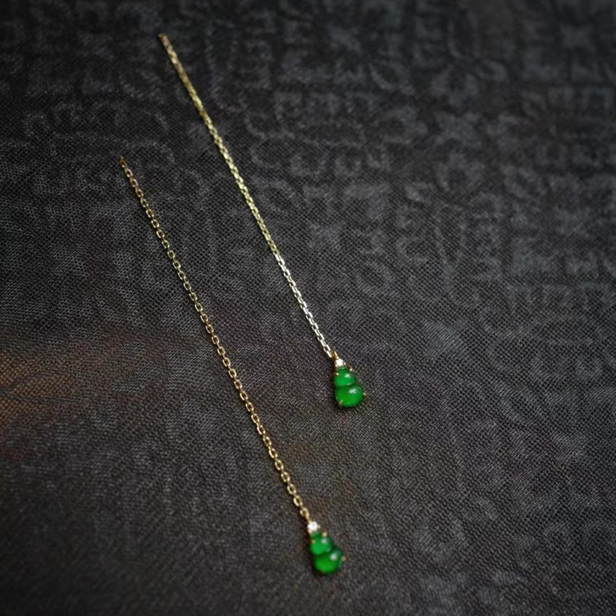 龢盒原创 18k金镶冰绿葫芦翡翠伴钻耳线 耳环