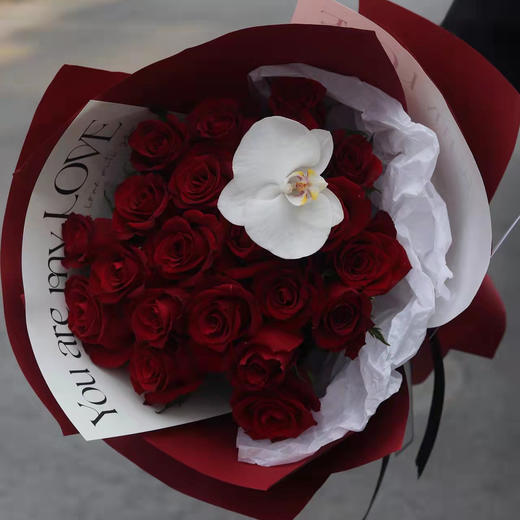 《朱砂痣》传奇红玫瑰花束 商品图2