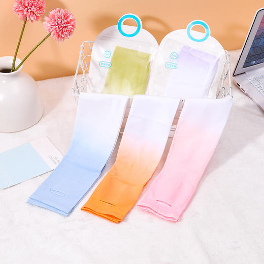 左左女渐变色冰袖305夏季新款渐变色防晒冰袖女防紫外线袖套户外运动透气冰丝手套护臂 商品图0